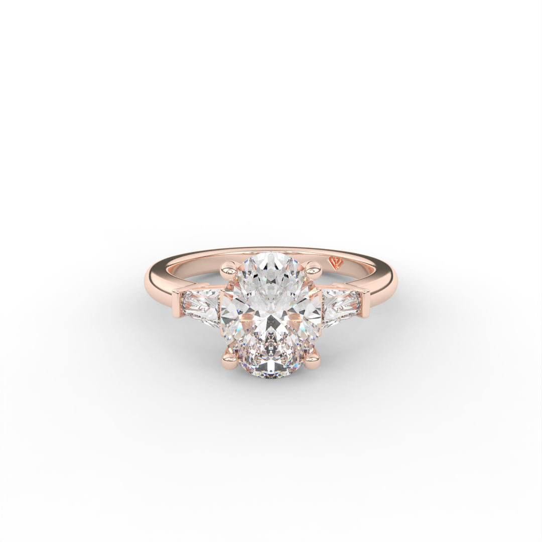 Alice - Bague de fiançailles en or rose 18 carats avec accents baguette conique